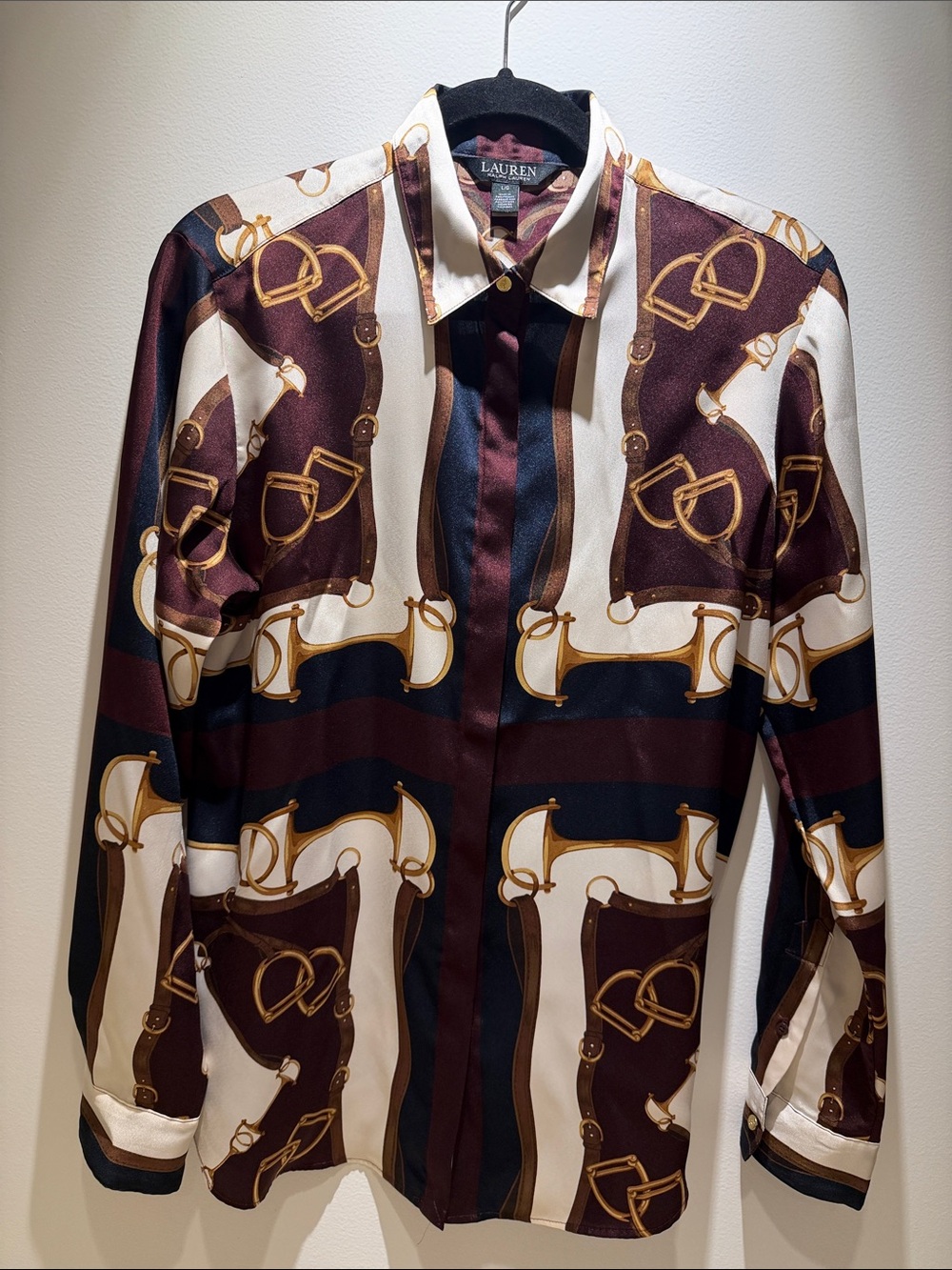 Lauren Ralph Lauren beautiful Burgundy & Cream Printed Button-Up Shirt